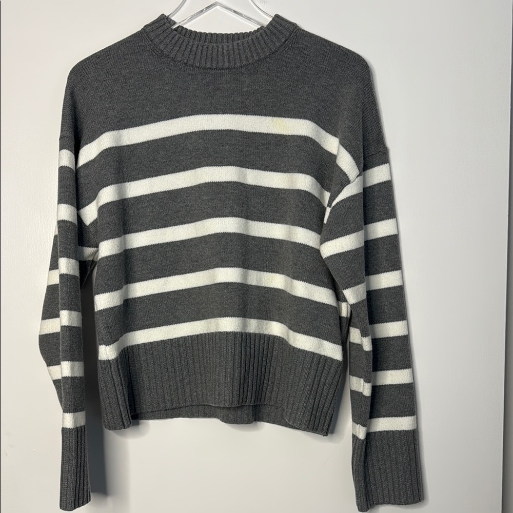 H&M Striped sweater size small